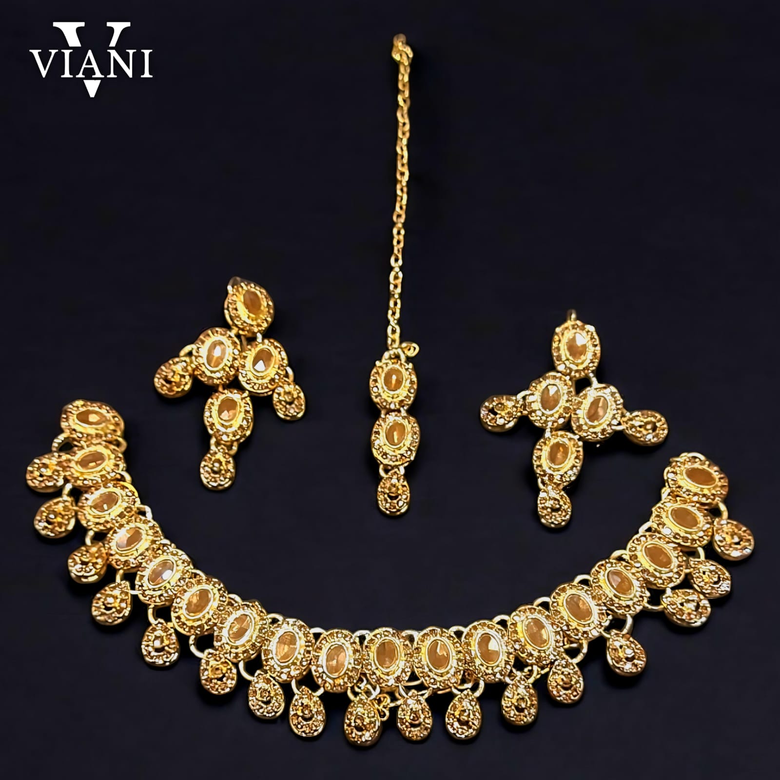Viani Regal Gold-Tone Kundan Bridal Jewellery Set