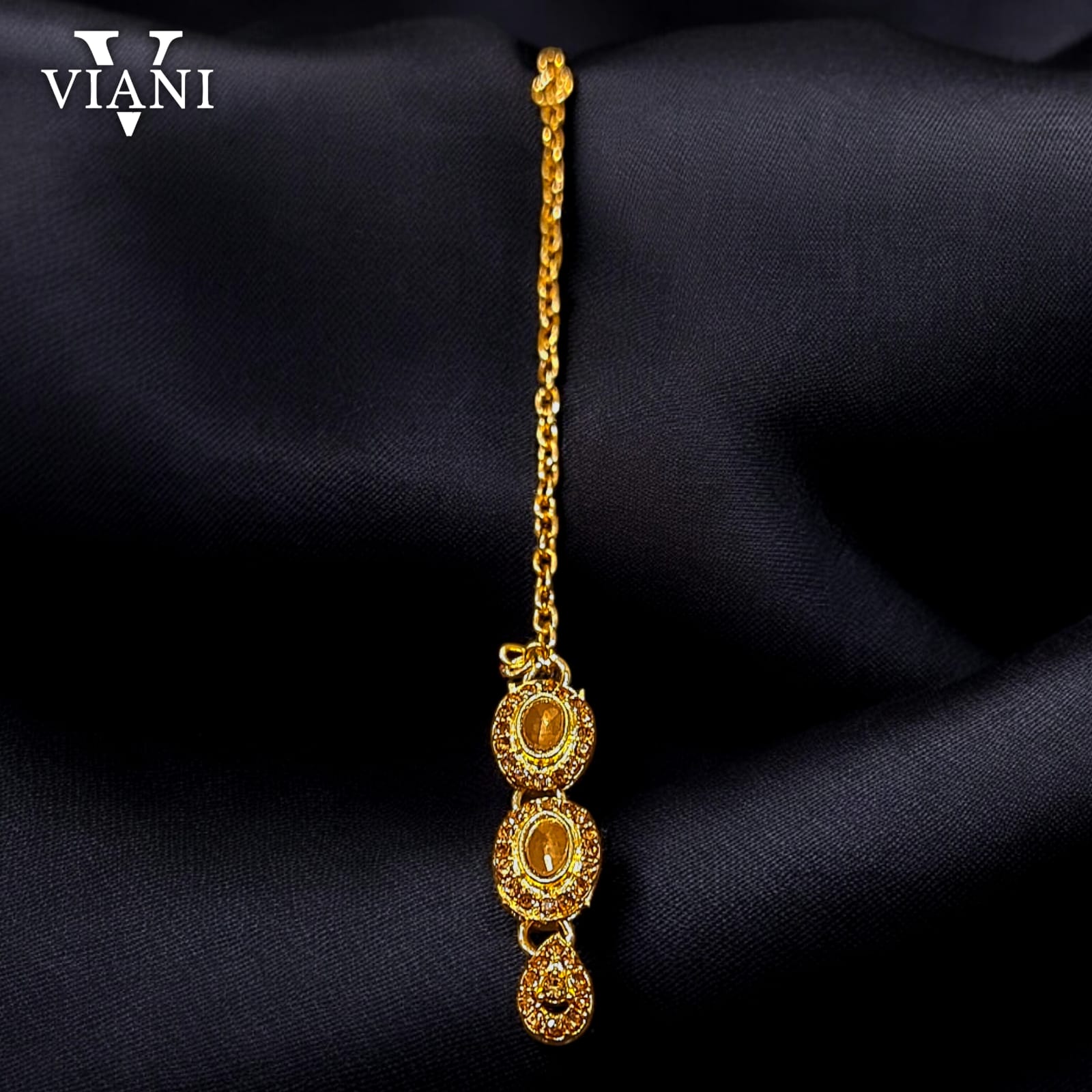 Viani Regal Gold-Tone Kundan Bridal Jewellery Set